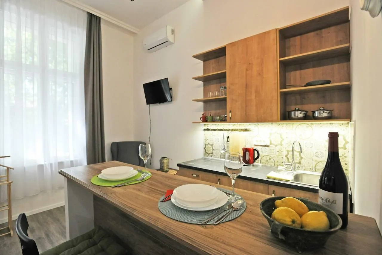 M37 Apartman Debrecen Apartamento