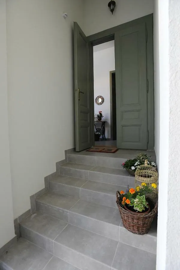Apartament M37 Apartman Debreţin